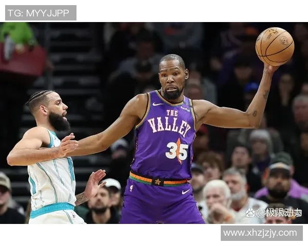 黄蜂与76人激战正酣球迷期待两队精彩对决与精彩表现 黄蜂与76人激战正酣球迷期待两队精彩对决与精彩表现