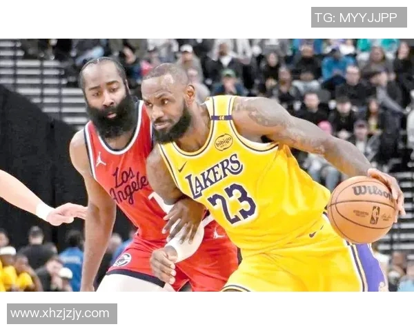 湖人队与快船队历史交锋战绩分析及近期表现对比