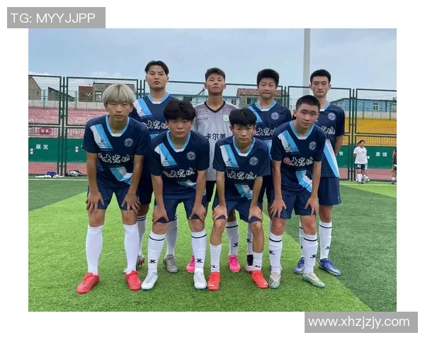 城南队与尚州尚武的激烈对决展现足球魅力与竞技精神的巅峰对抗 城南队与尚州尚武的激烈对决展现足球魅力与竞技精神的巅峰对抗